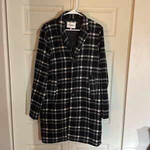 Fashion Nova men’s trench/petty coat